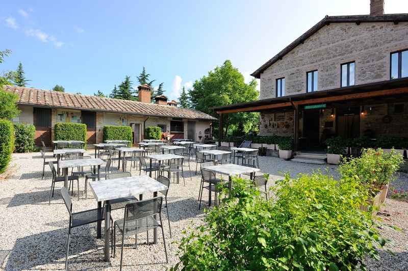 lastminute agriturismo con ristorante in umbria
