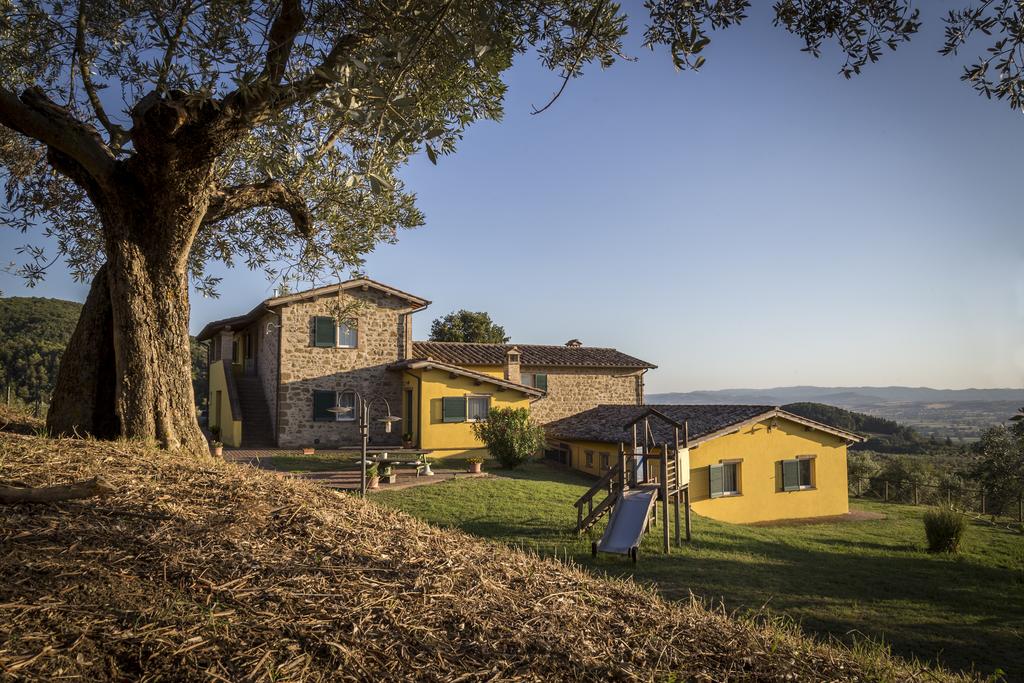 Agriturismo Con Piscina E Appartamenti Vacanze La Collina