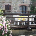 agriturismo con appartamenti e piscina todi