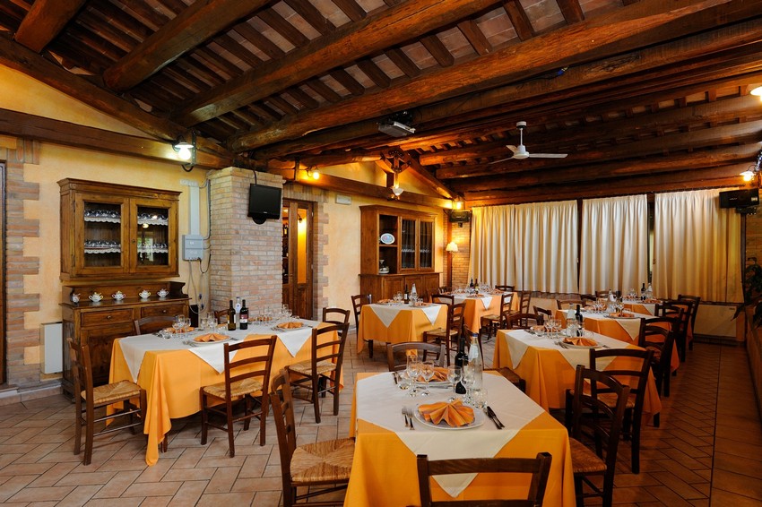 agriturismo con ristorante vicino perugia
