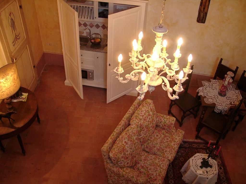 appartamenti in palazzo storico lago trasimeno